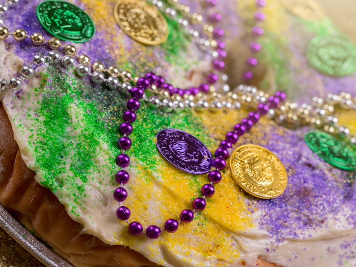 How to Have a King Cake Shipped or Delivered to Your Door